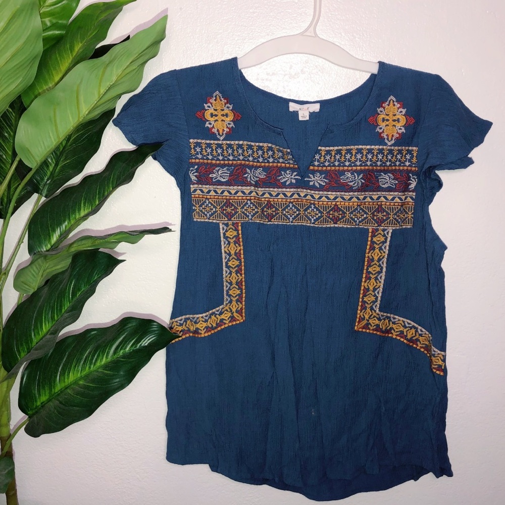 3/$15 Embroidered Navy Blue Geo Print Blouse